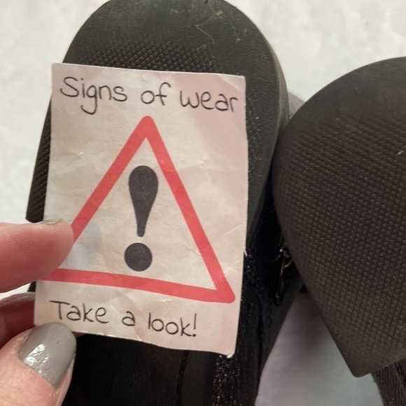 Steve Madden Combat Boot Lace up and Zipper Metallic Black Embellishments Y S3 - Picture 13 of 16